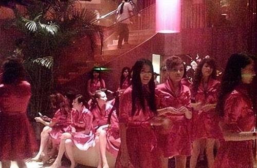 娱乐会所小姐玩乐图片,光影交错中的欢乐时光